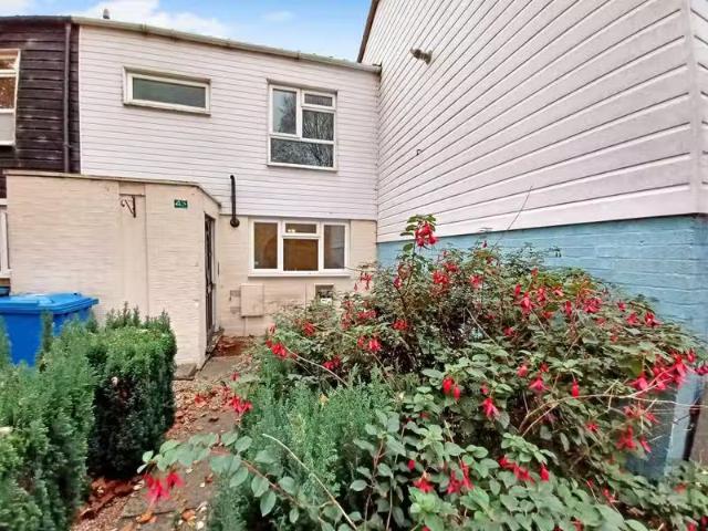 House for rent in Kettlebrook, Staffordshire