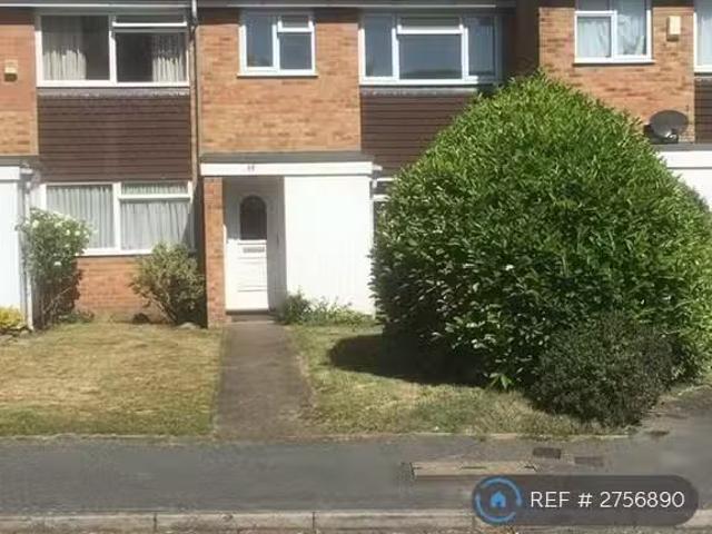 House for rent in Blackhills, Surrey