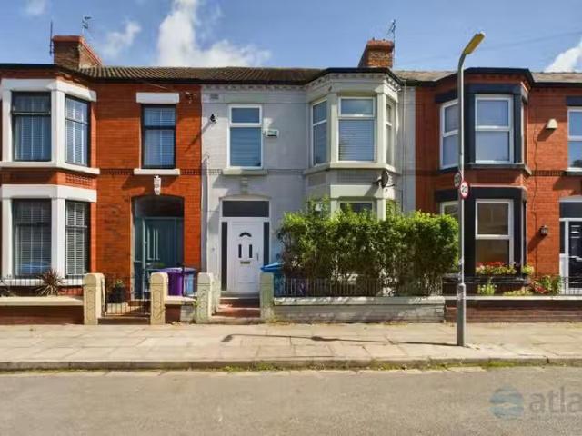 House for rent in Calderstones