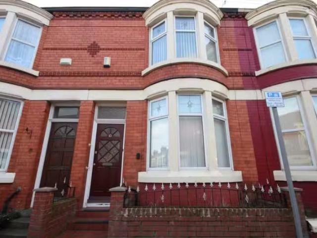 House for rent in Calderstones