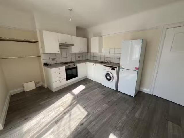 Apartment for rent in World's End, Perryfields