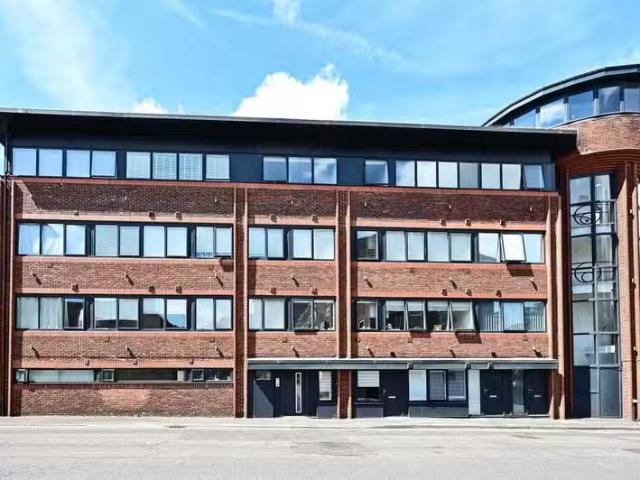 Apartment for rent in Horsell, Woking