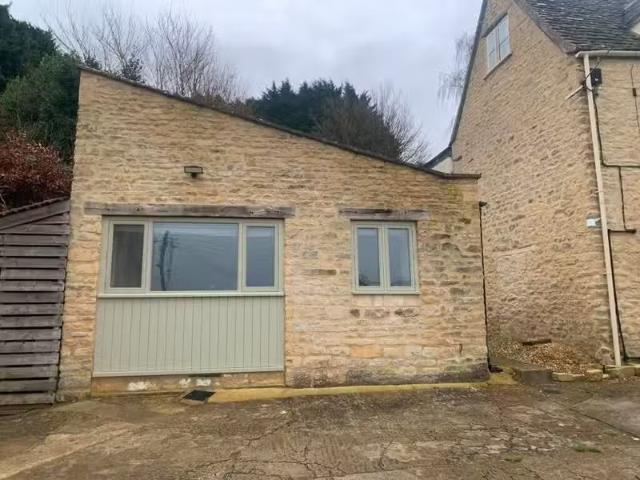 House for rent in School House, Gloucestershire