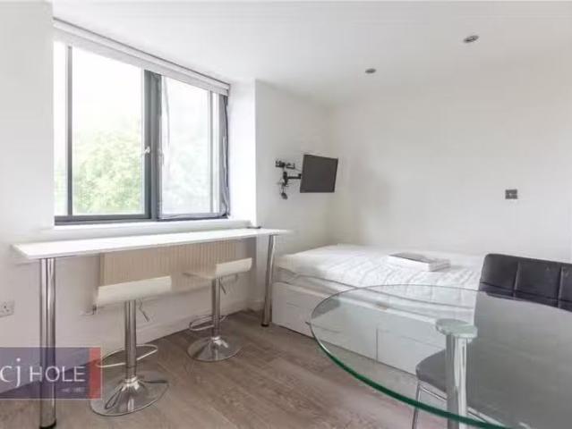 House for rent in Redcliffe, Feckenham
