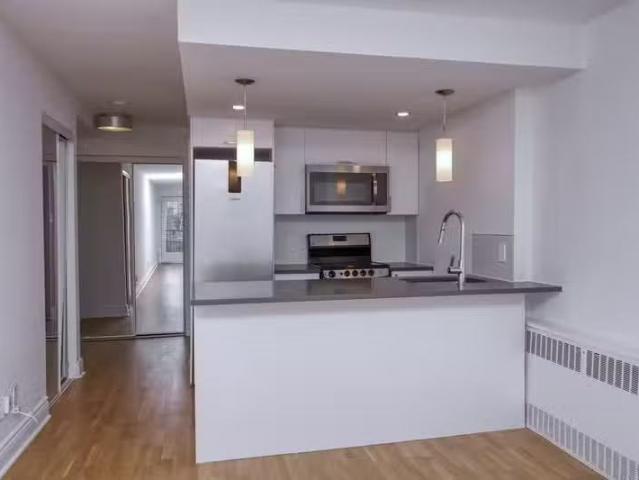 Condo for rent in St. Leonard's, Quebec