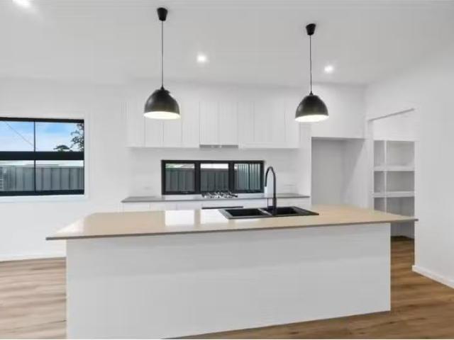 Condo for rent in Wollongong West, New South Wales