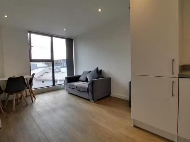Apartment for rent in South Lane, West Yorkshire