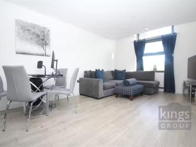 Apartment for rent in Hillview, Surrey