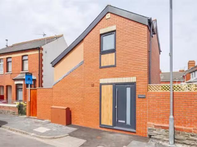 House for rent in Falcon Lodge, Wales