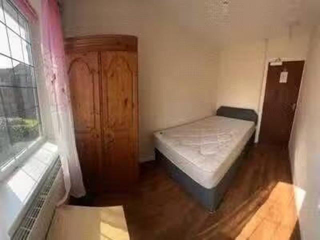 House for rent in Masefield, Turves Green