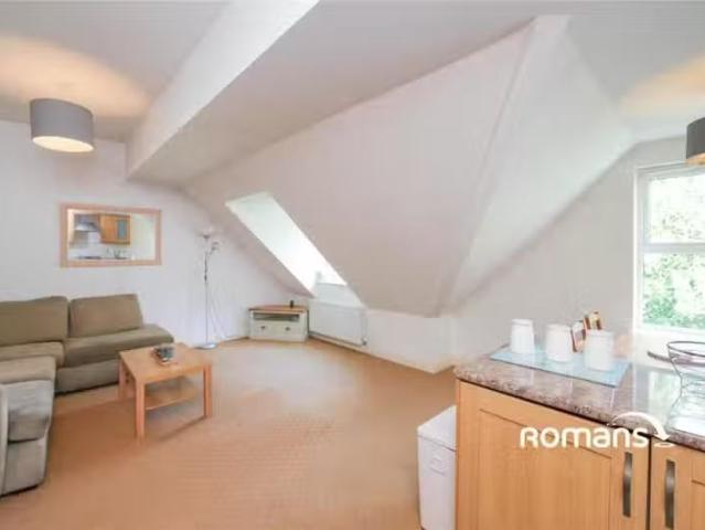 House for rent in Kingswood