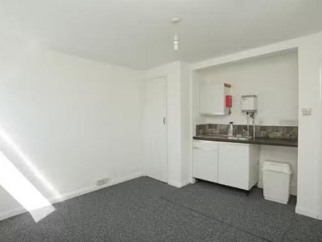 House for rent in Kingsdown Park, The Bridge