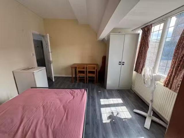 House for rent in Saddleworth, Pendock