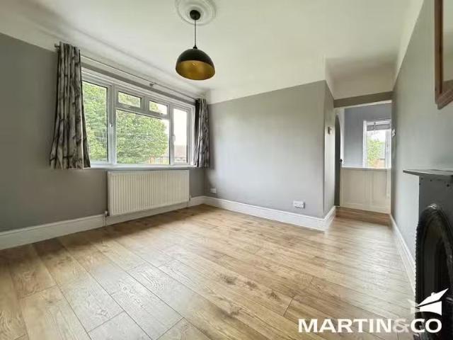 House for rent in Lane, Greater London