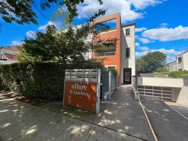 Apartment for rent in Turner, North Canberra