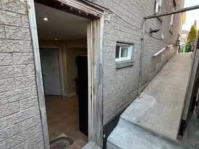 House for rent in Georgina, Ontario