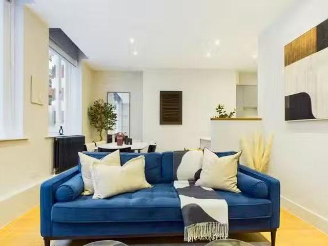 Apartment for rent in Soho, Greater London