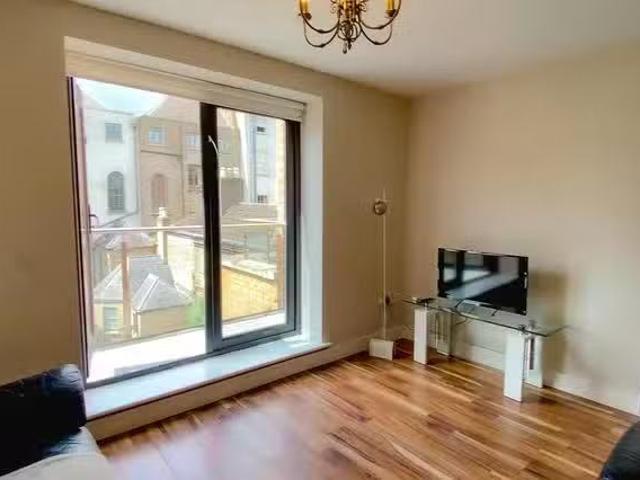 Apartment to rent in Bluebell, North Tipperary