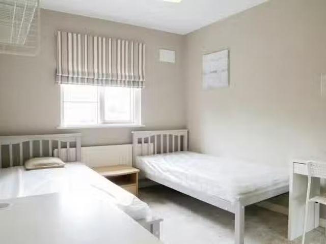 House to rent in Bluebell, North Tipperary