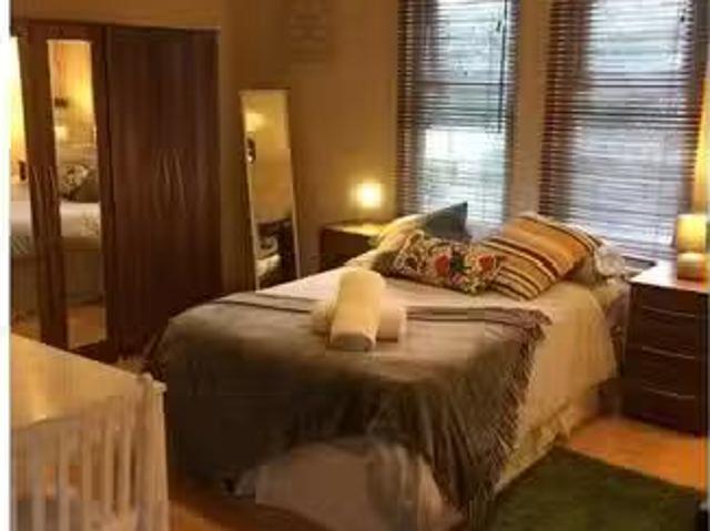Apartment for rent in Brondesbury, Greater London