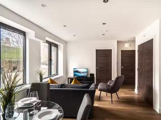 Apartment for rent in Gorse Hill, Trafford Park