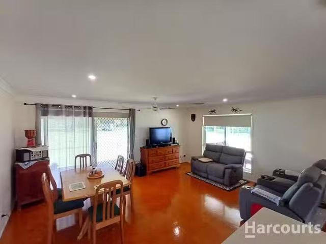 House for rent in Redridge, Queensland