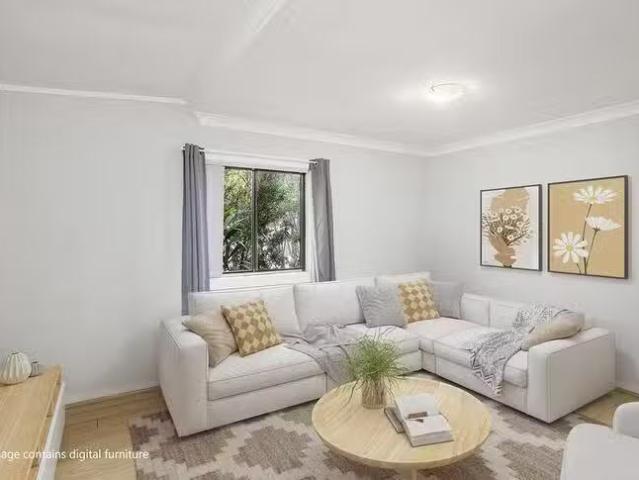 House for rent in Wollongong West, New South Wales