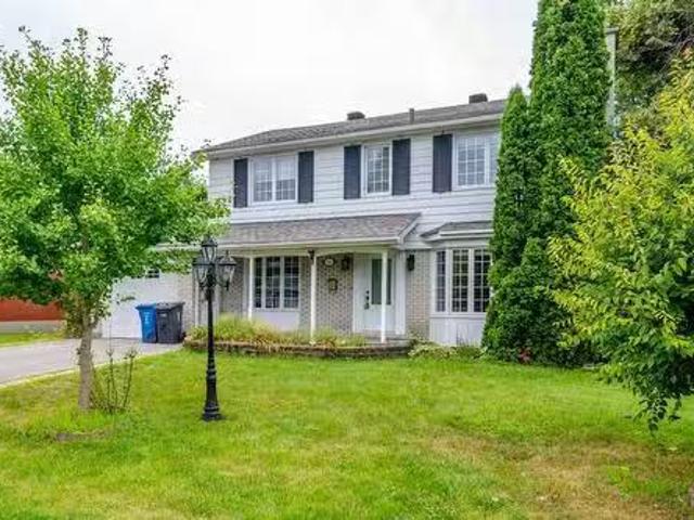 House for rent in Beaconsfield, Quebec