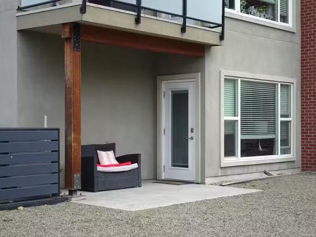 Condo for rent in Winfield, British Columbia