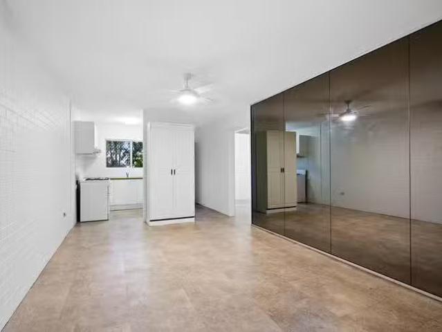 Apartment for rent in Toombul, Queensland