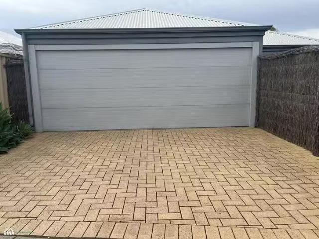 House for rent in Dalyellup, Western Australia