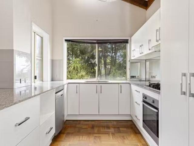 House for rent in Bateau Bay, New South Wales