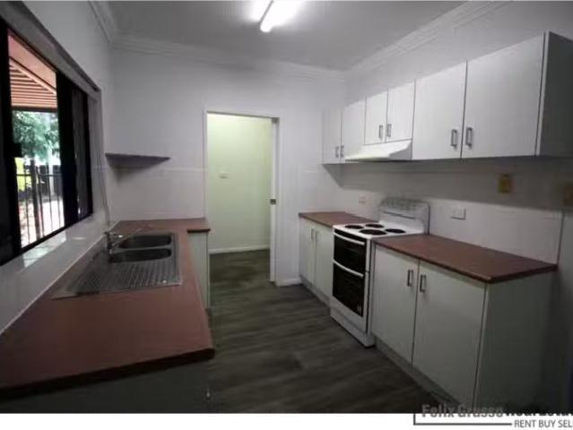 House for rent in Mount Sheridan, Queensland
