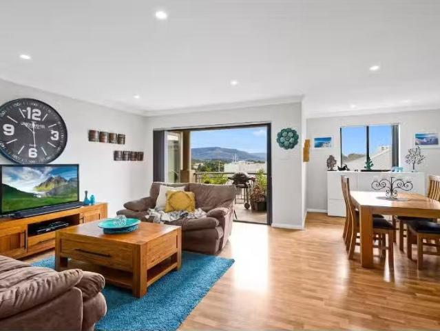Condo for rent in Wollongong West, New South Wales