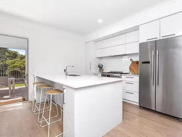 House for rent in Success, Western Australia