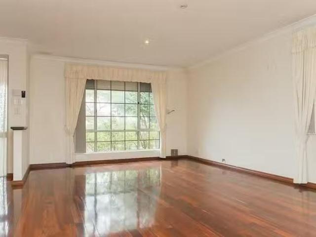 House for rent in Canning Vale, Western Australia