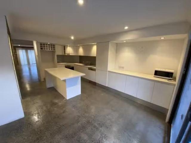 Condo for rent in Sydney, New South Wales
