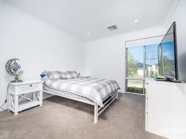 House for rent in Eglinton, Western Australia