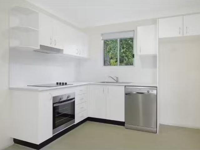 House for rent in Wollongong West, New South Wales