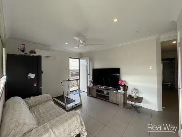 Apartment for rent in Kings Creek, Queensland