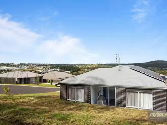 House for rent in Huntingdale, Western Australia