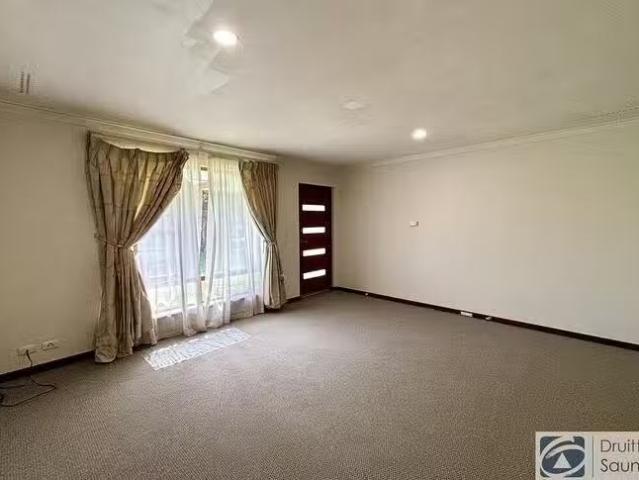 House for rent in Stirling, Western Australia