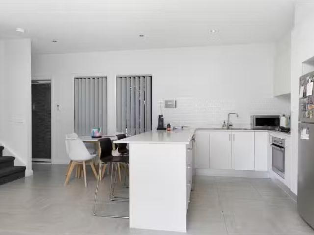 Condo for rent in Camerons Creek, Victoria