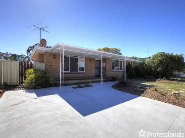 House for rent in Forrestfield, Western Australia