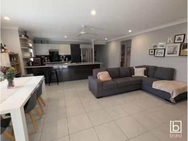 House for rent in Chain Valley Bay, New South Wales