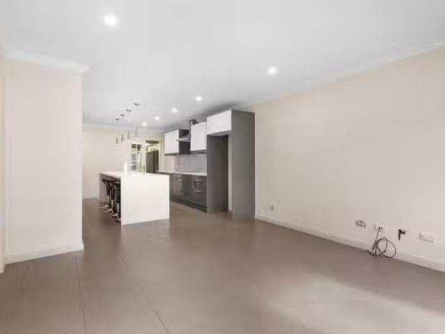 House for rent in Como, Western Australia