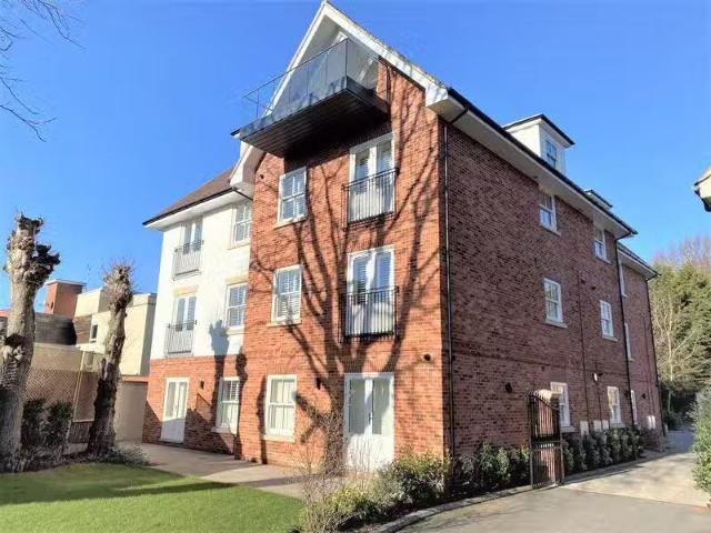 Apartment for rent in Navestock Side, Essex