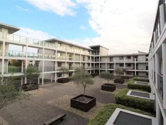 Apartment for rent in Navestock Side