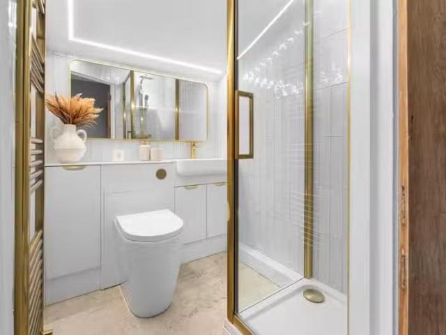 Apartment for rent in Falcon Lodge, Wales