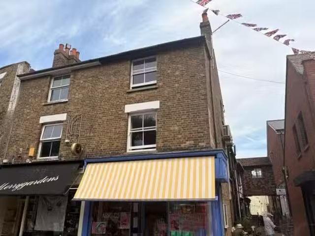House for rent in Worth, Ash